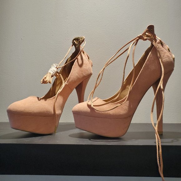 Lace up blush platform heels - Picture 1 of 3